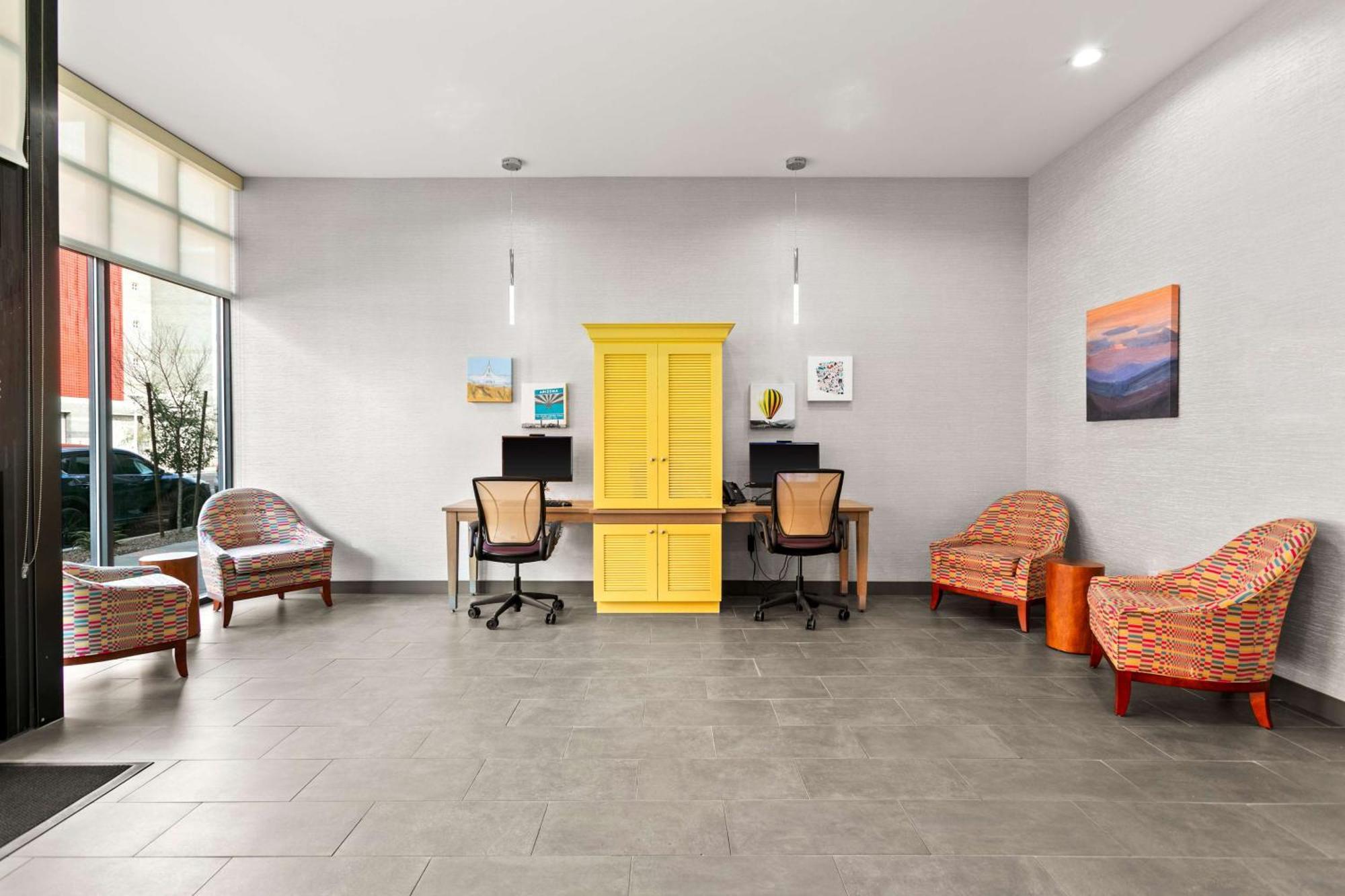 Home2 Suites By Hilton Phoenix Downtown Εξωτερικό φωτογραφία