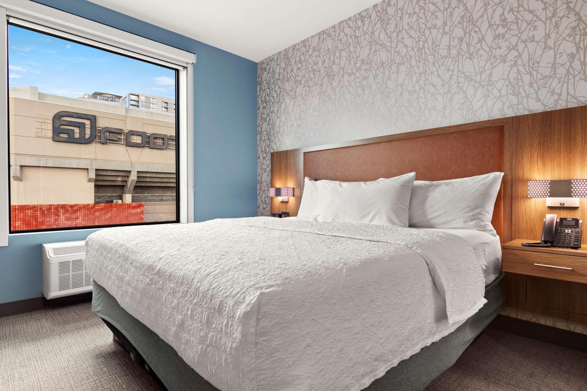 Home2 Suites By Hilton Phoenix Downtown Εξωτερικό φωτογραφία